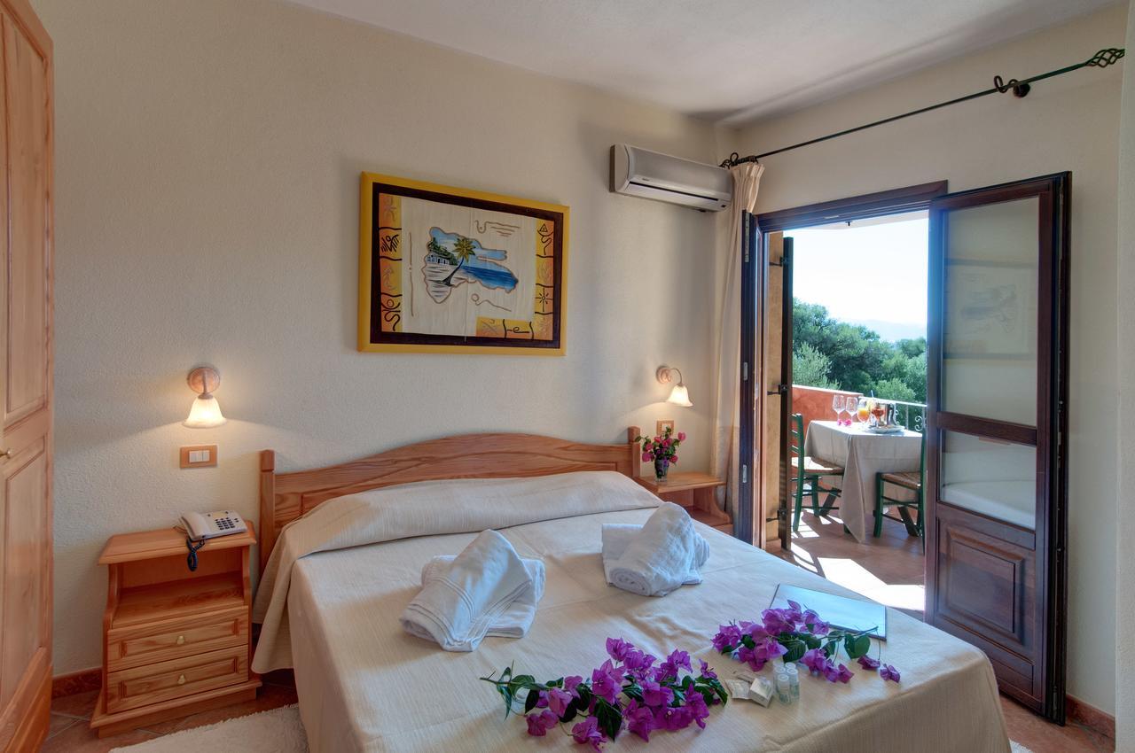 I Ginepri Hotel Cala Gonone Ngoại thất bức ảnh